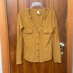 Free People Mustard Button-Up long sleeve deep V neck knit tee shirt (S)